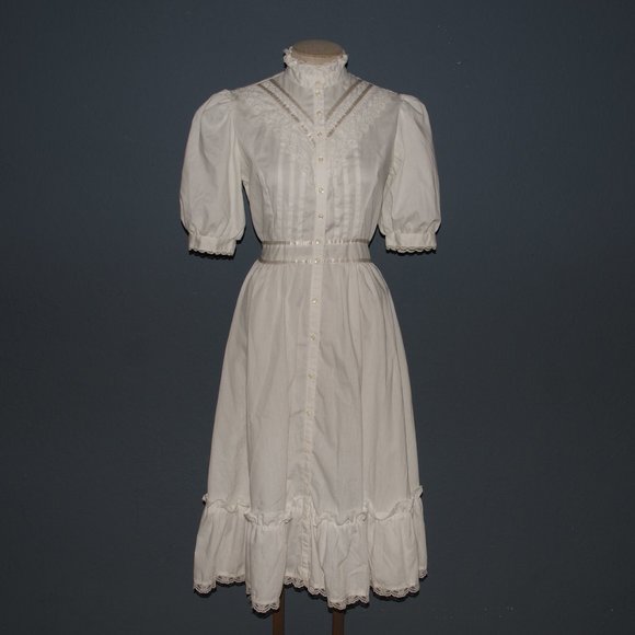 Gunne Sax Dresses & Skirts - Vintage GUNNE SAX Cream Prairie Midi Dress sz S/M